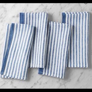 Williams Sonoma Caravan Linen ✈️“Blueberry striped ticking “napkins💙